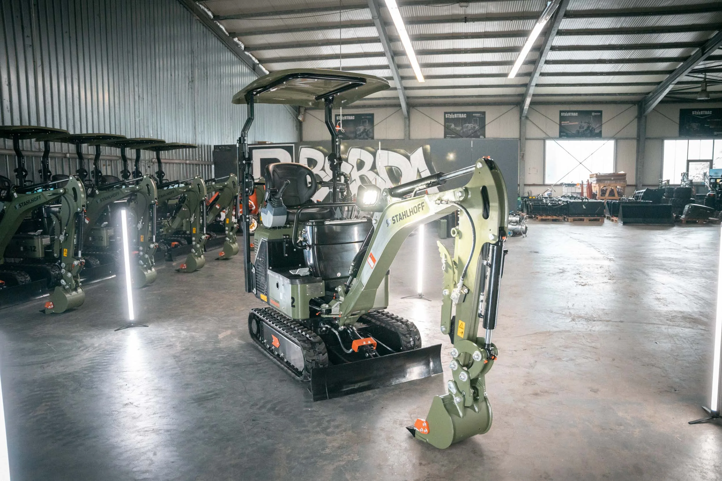 STAHLHOFF Minibagger im BERDA-Showroom Neu Wulmstorf