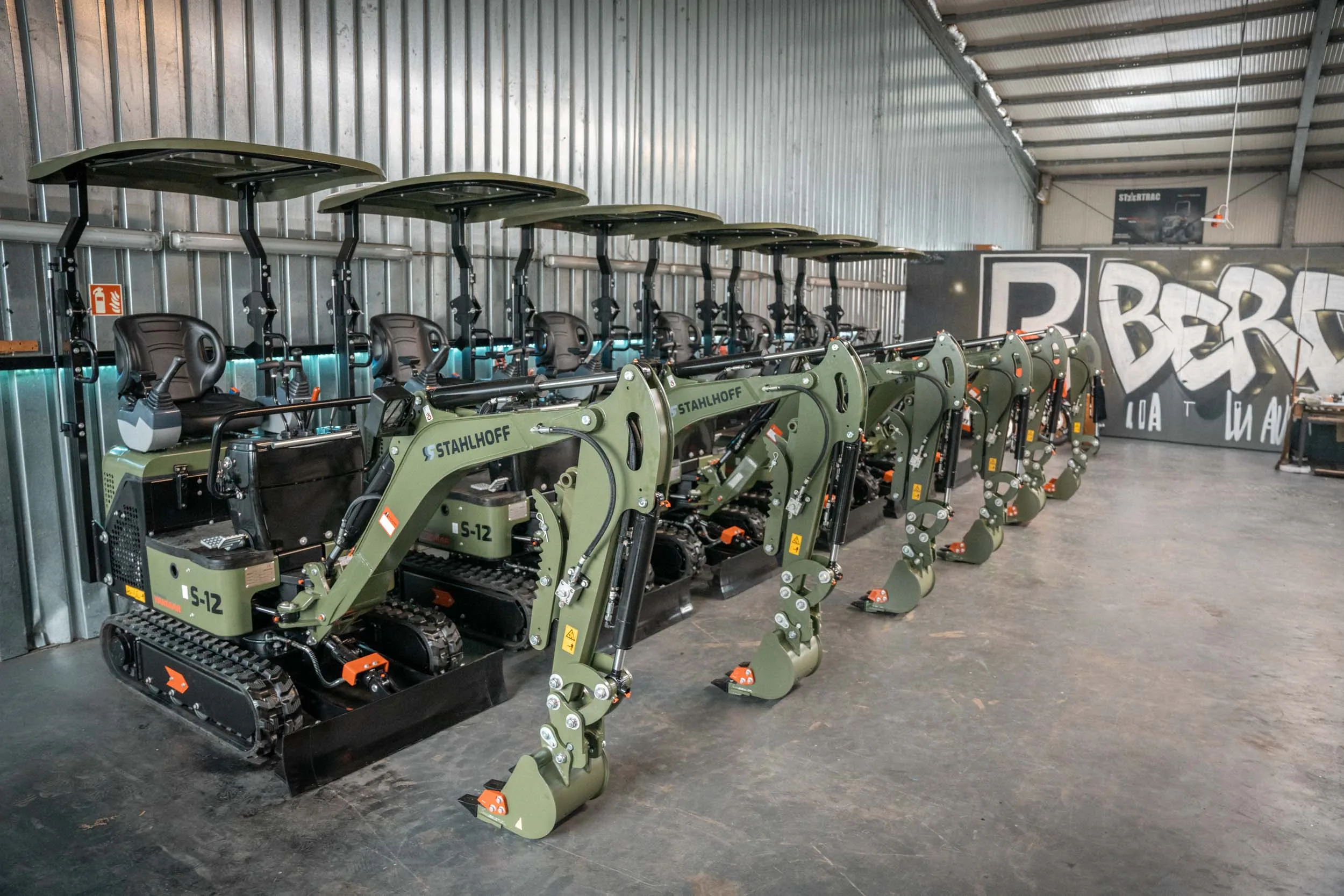 STAHLHOFF Minibagger im BERDA-Showroom Neu Wulmstorf
